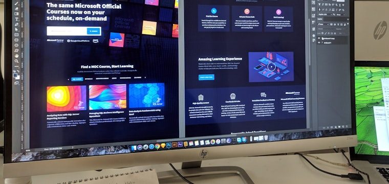 Designing a website user experience across screens